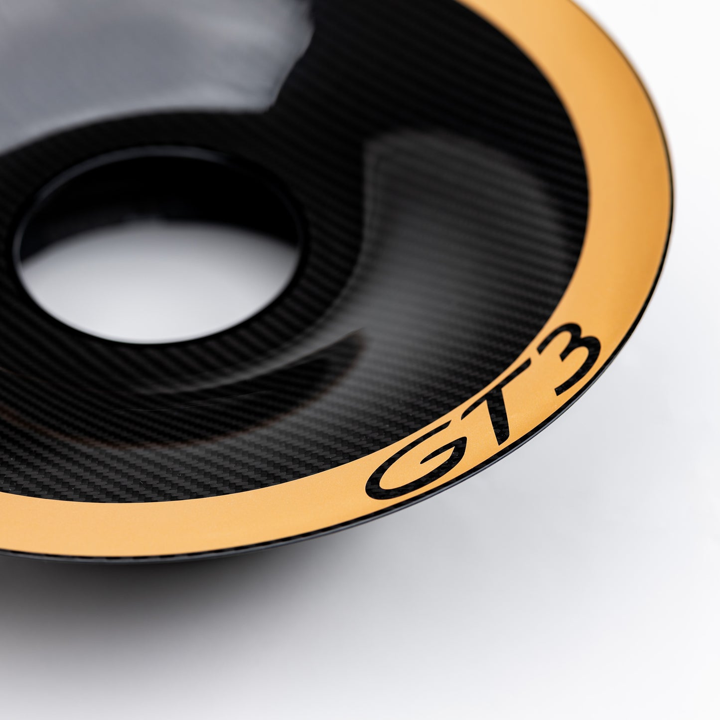 CARBON FIBER AERO DISCS for Porsche 911 GT3 (991.2) - ALU wheels - Gold Leaf Performance designs premium performance components for high-end vehicles. With expertise in advanced materials and motorsports engineering, we craft aerodynamically optimized parts that enhance both performance and aesthetics. Every product is meticulously crafted to ensure a perfect OEM+ fit and an exceptional driving experience.
