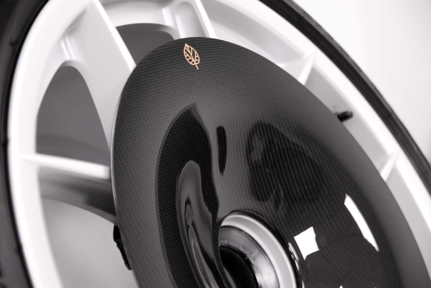 CARBON FIBER AERO DISCS for Porsche 911 ST (992.1) - MAG wheels