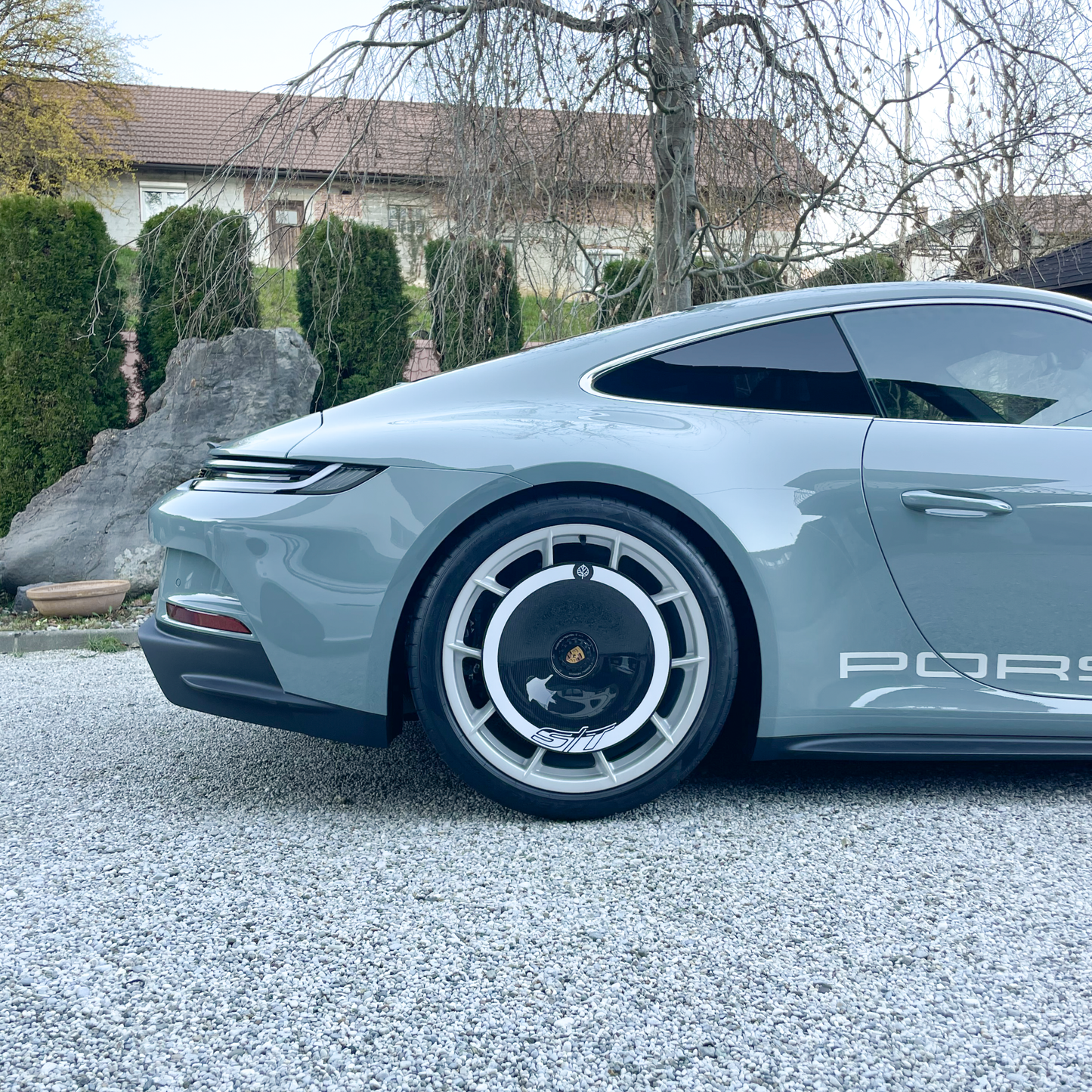 CARBON FIBER AERO DISCS for Porsche 911 ST (992.1) - MAG wheels