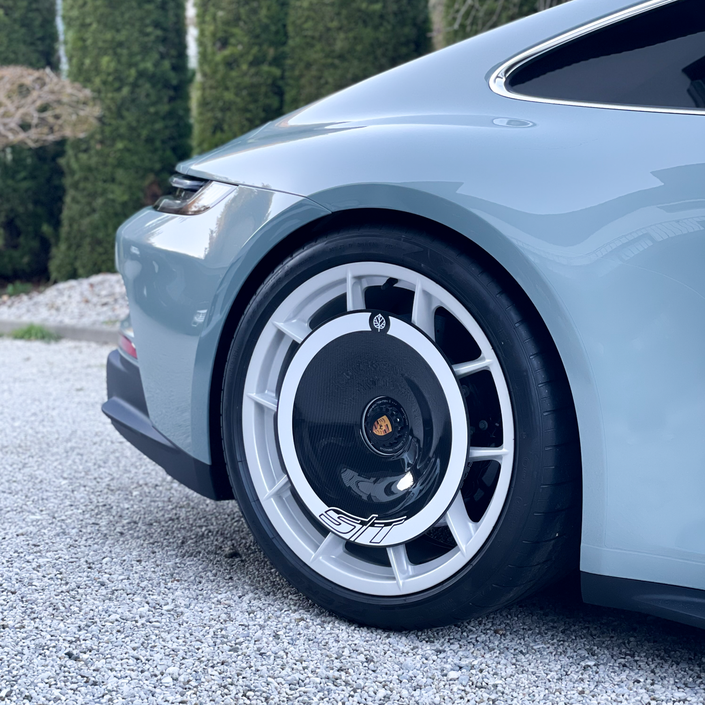 CARBON FIBER AERO DISCS for Porsche 911 ST (992.1) - MAG wheels