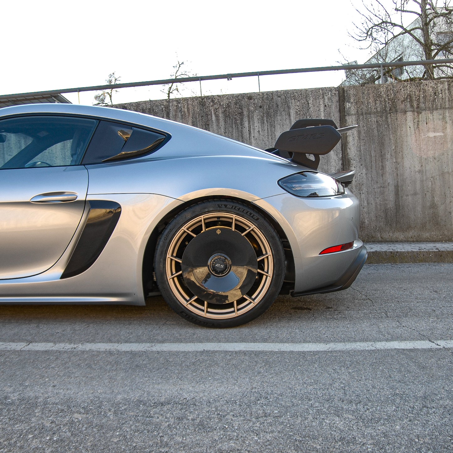 CARBON FIBER AERO DISCS for Porsche 718 GT4 RS - ALU wheels