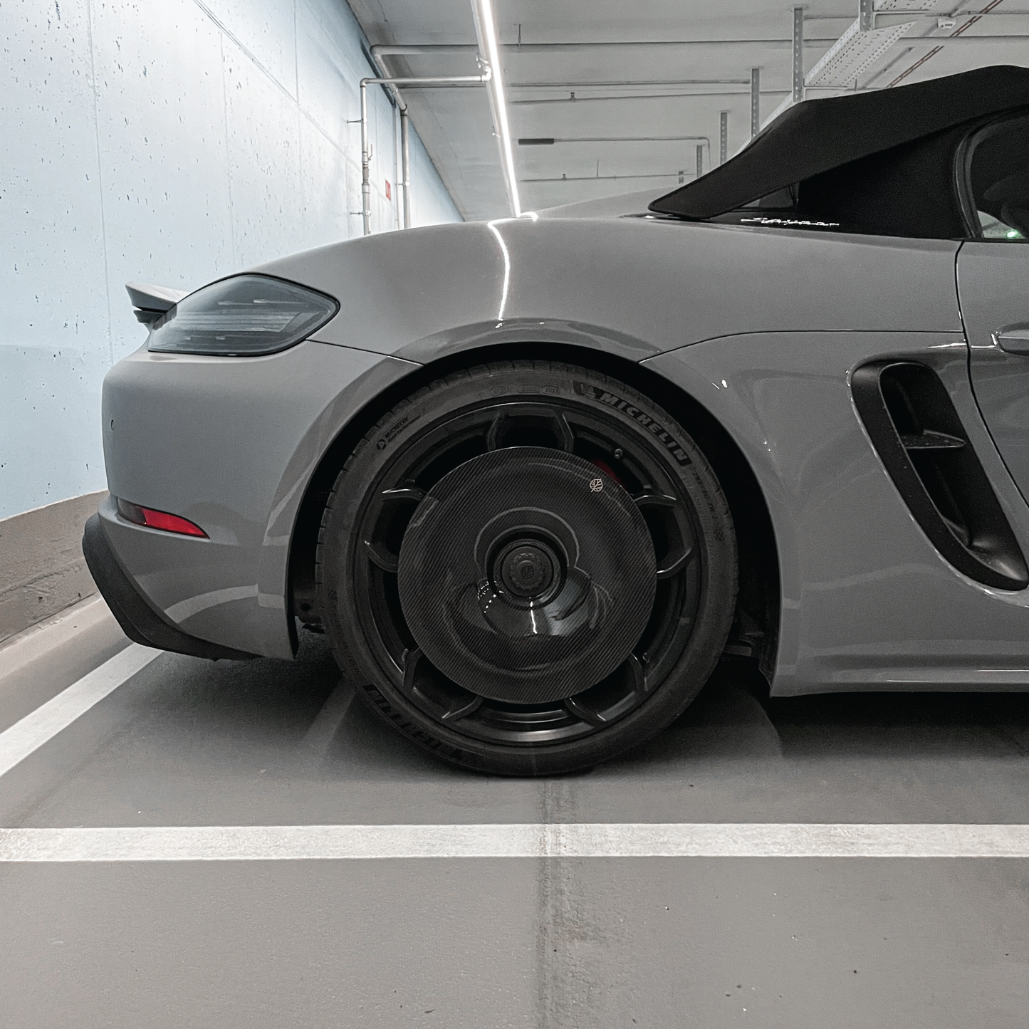 CARBON FIBER AERO DISCS [EVO] for Porsche 718 Cayman GT4 & Spyder - ALU wheels