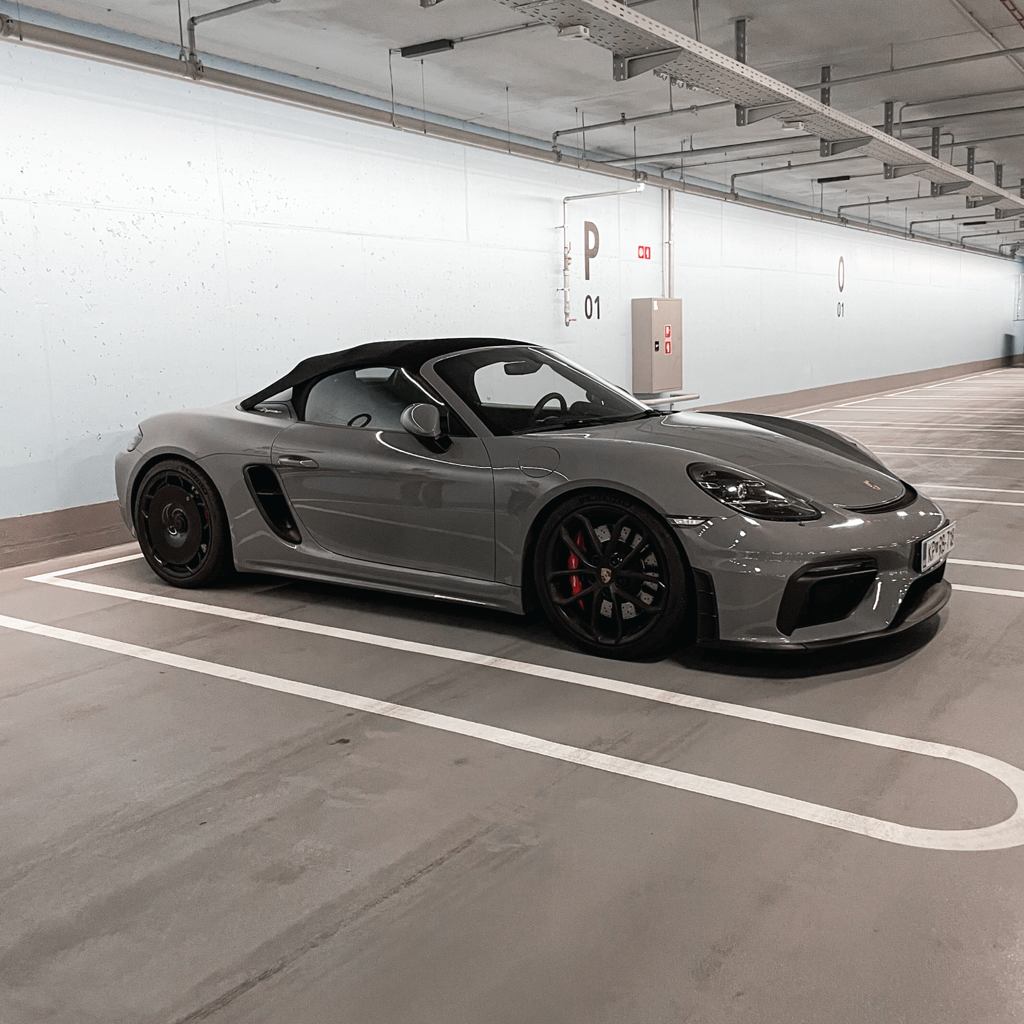 CARBON FIBER AERO DISCS [EVO] for Porsche 718 Cayman GT4 & Spyder - ALU wheels