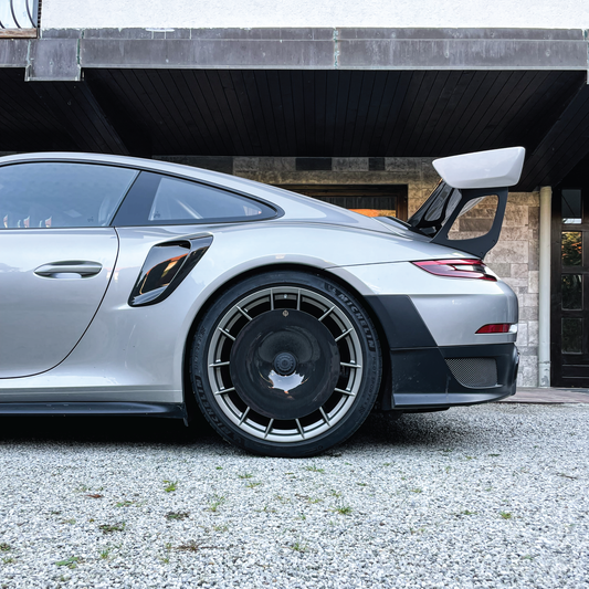 CARBON FIBER AERO DISCS [EVO] for Porsche 911 GT2 RS (991.2) - MAG wheels