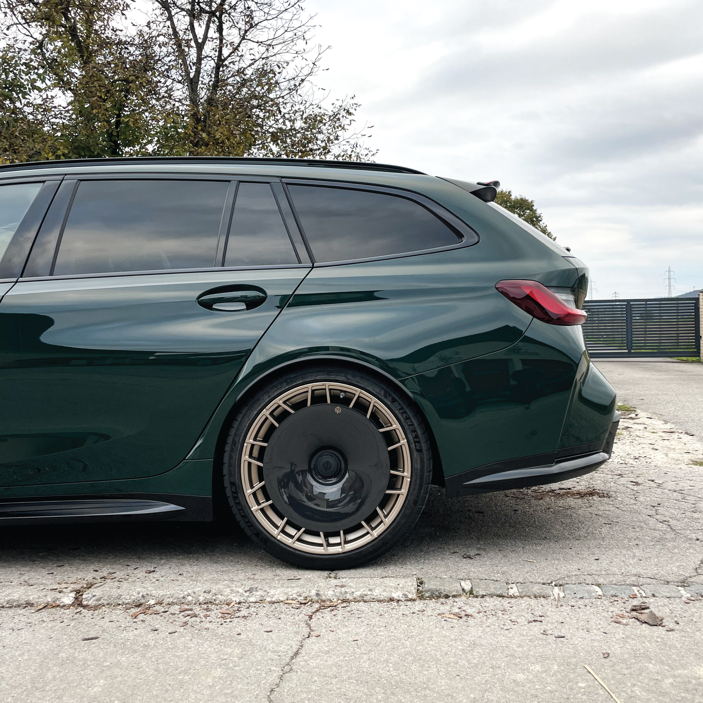 CARBON FIBER AERO DISCS [EVO] for BMW M3 & M4 (G80, G81, G82, G83) - Style 827 M wheels