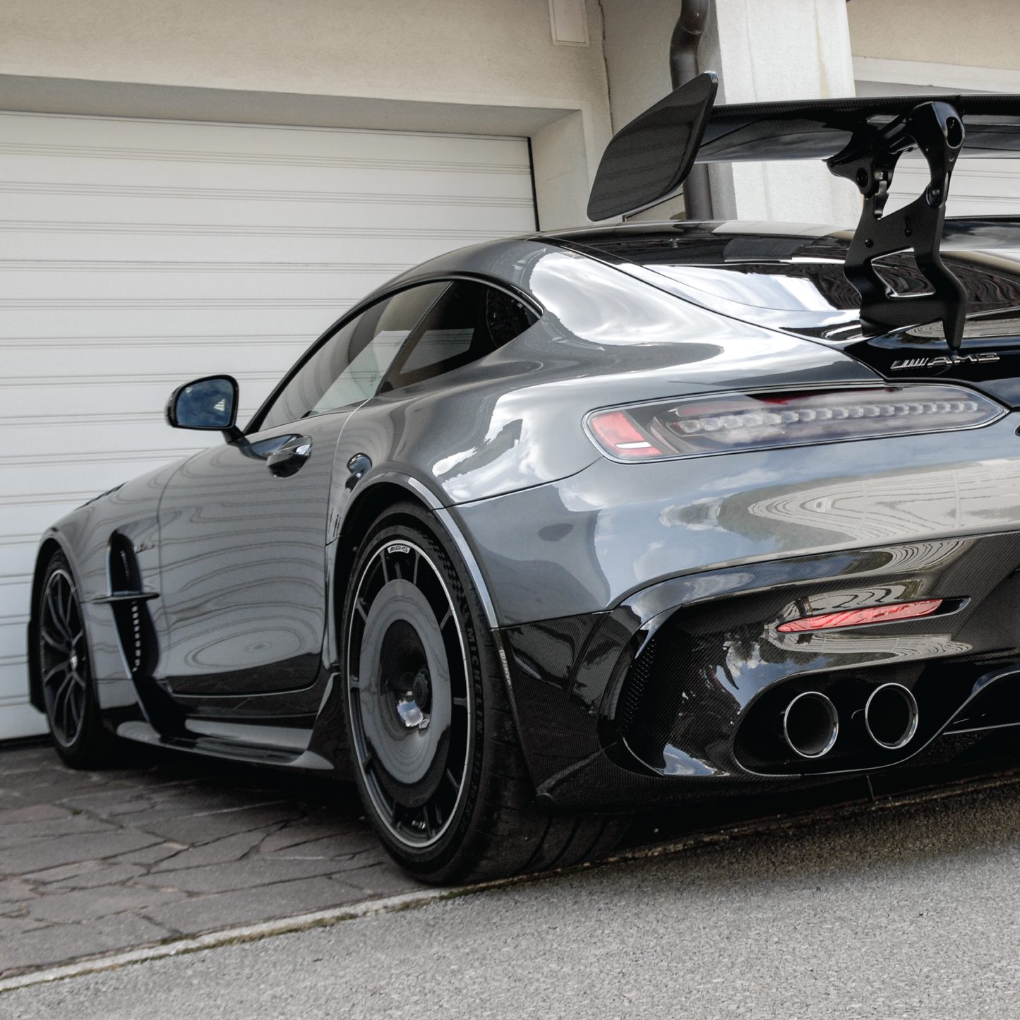 CARBON FIBER AERO DISCS [EVO] for Mercedes AMG GT Black Series