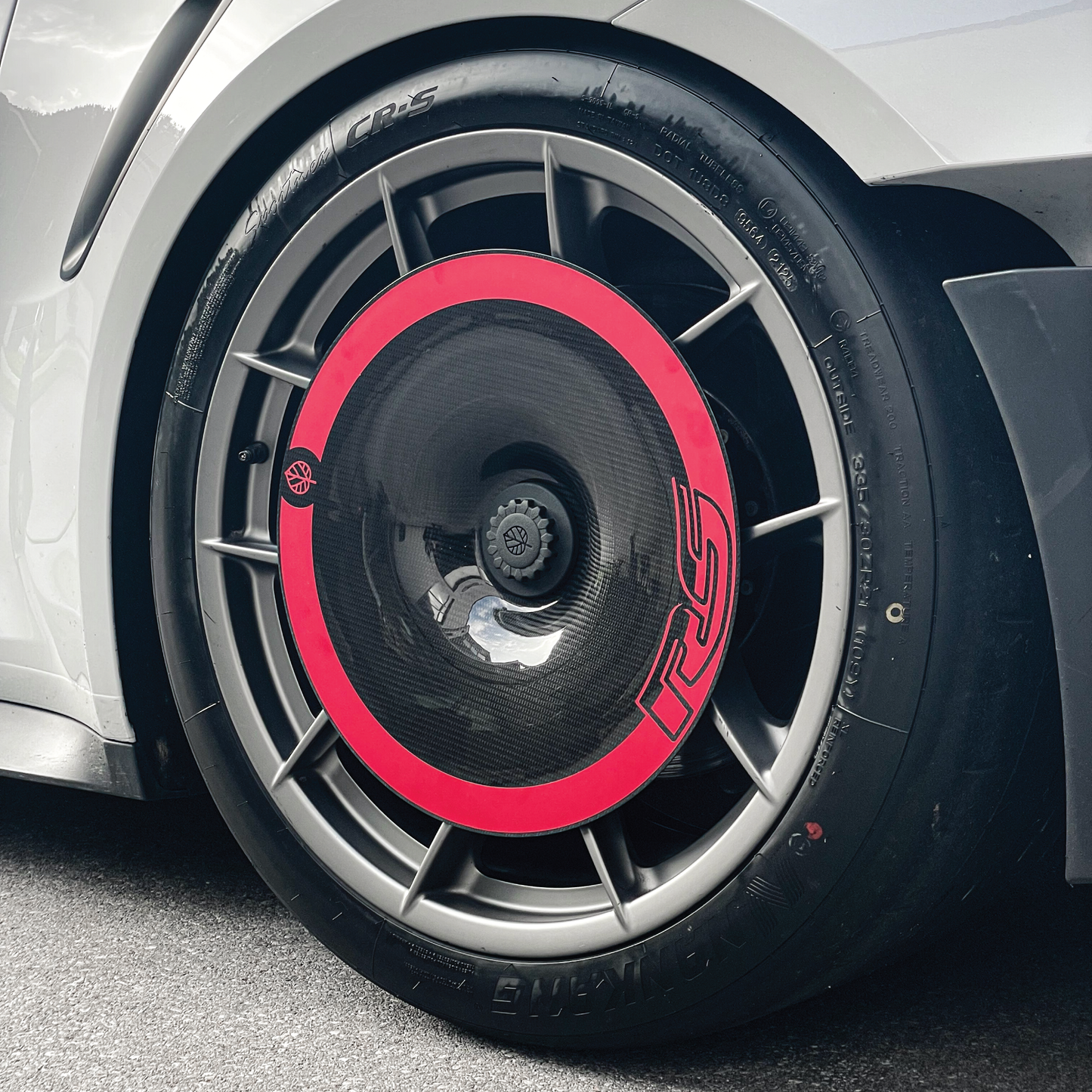 CARBON FIBER AERO DISCS [EVO] for Porsche 911 GT3 RS (992.1) - MAG wheels