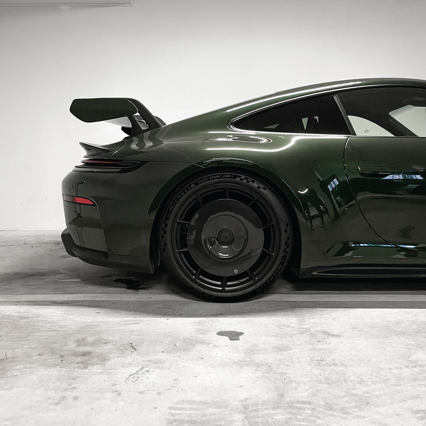 CARBON FIBER AERO DISCS [EVO] for Porsche 911 GT3 (992.2) - ALU wheels