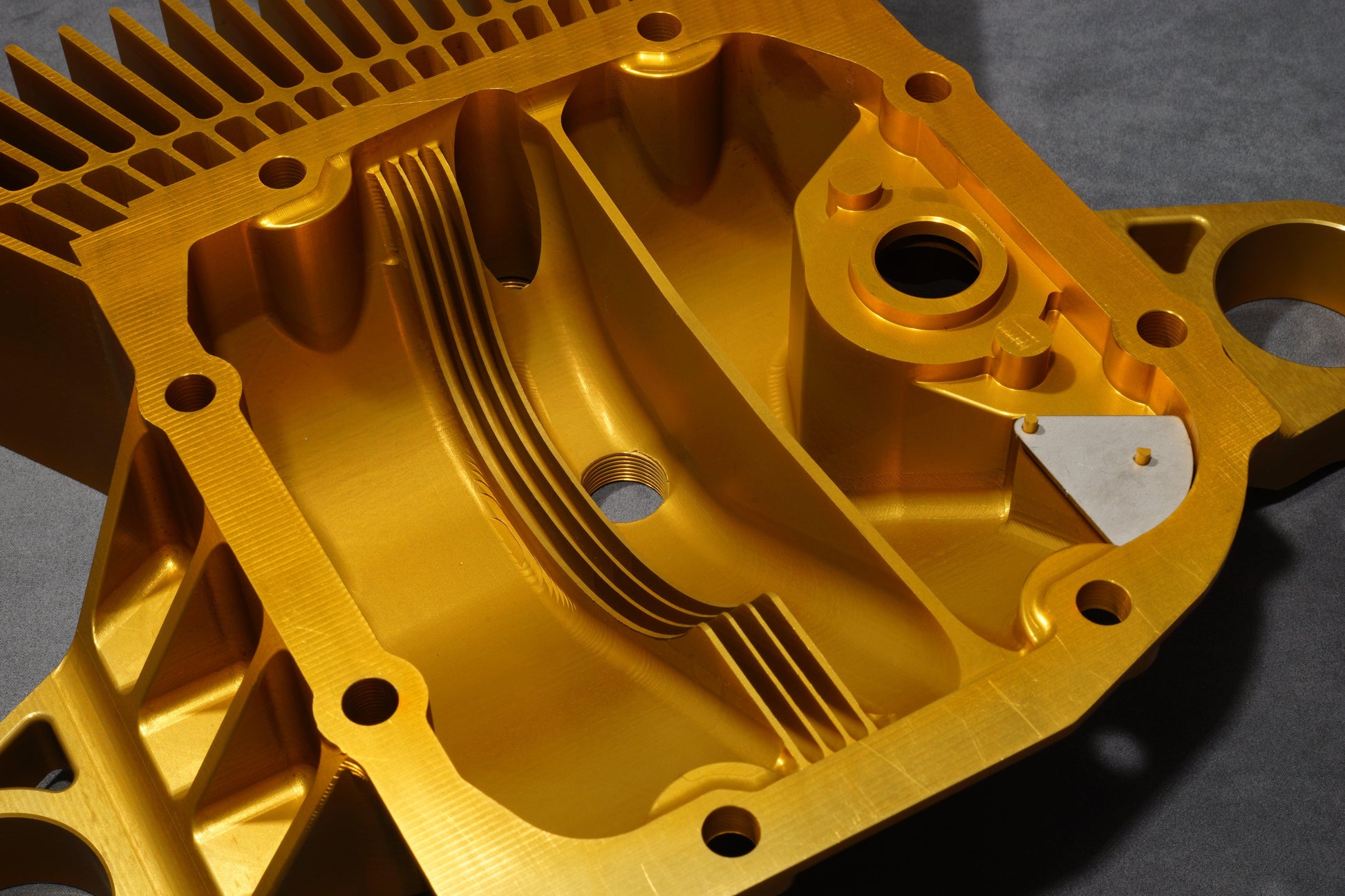 DIFFERENTIAL COVER for BMW E36 - GOLD LEAF lightweight performance